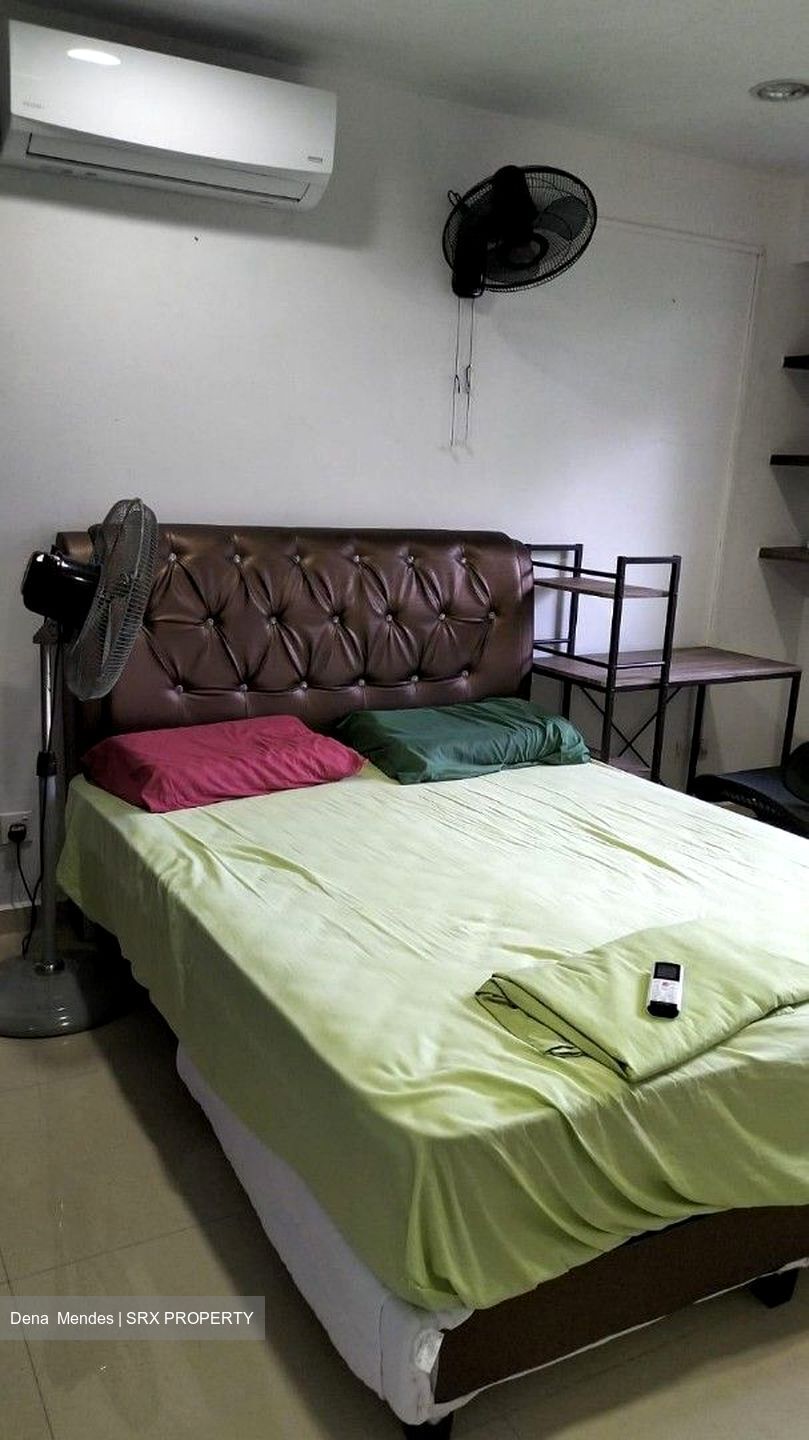 Blk 301B Anchorvale Drive (Sengkang), HDB 5 Rooms #580188301